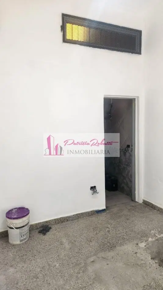 SE ALQUILA LOCAL COMERCIAL EN VILLA LUGANO 5
