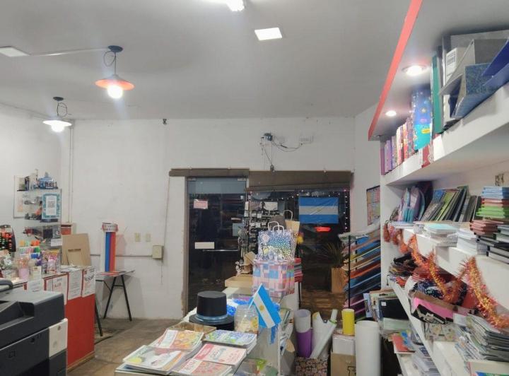 Vendo Locales Comerciales Juana Koslay 5