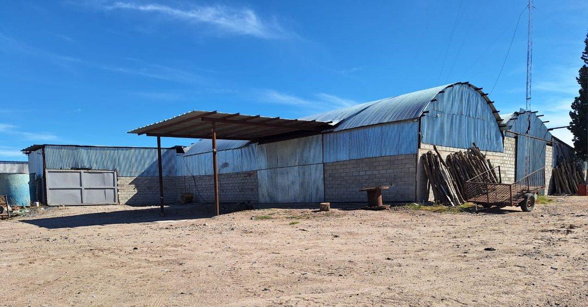 VENTA DE GALPON INDUSTRIAL CON CASA Y CANTERA