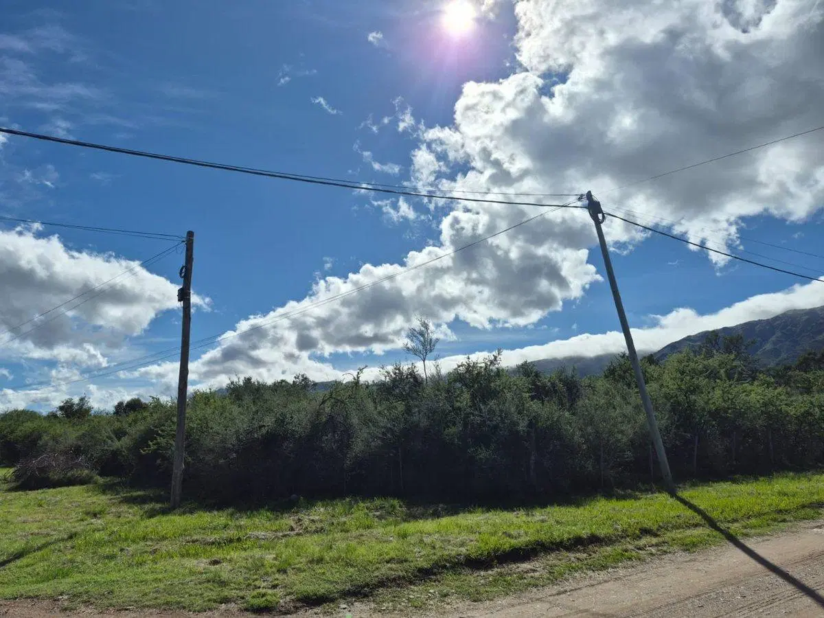 Importante Terreno en Carpintería San Luis 1700m2 3
