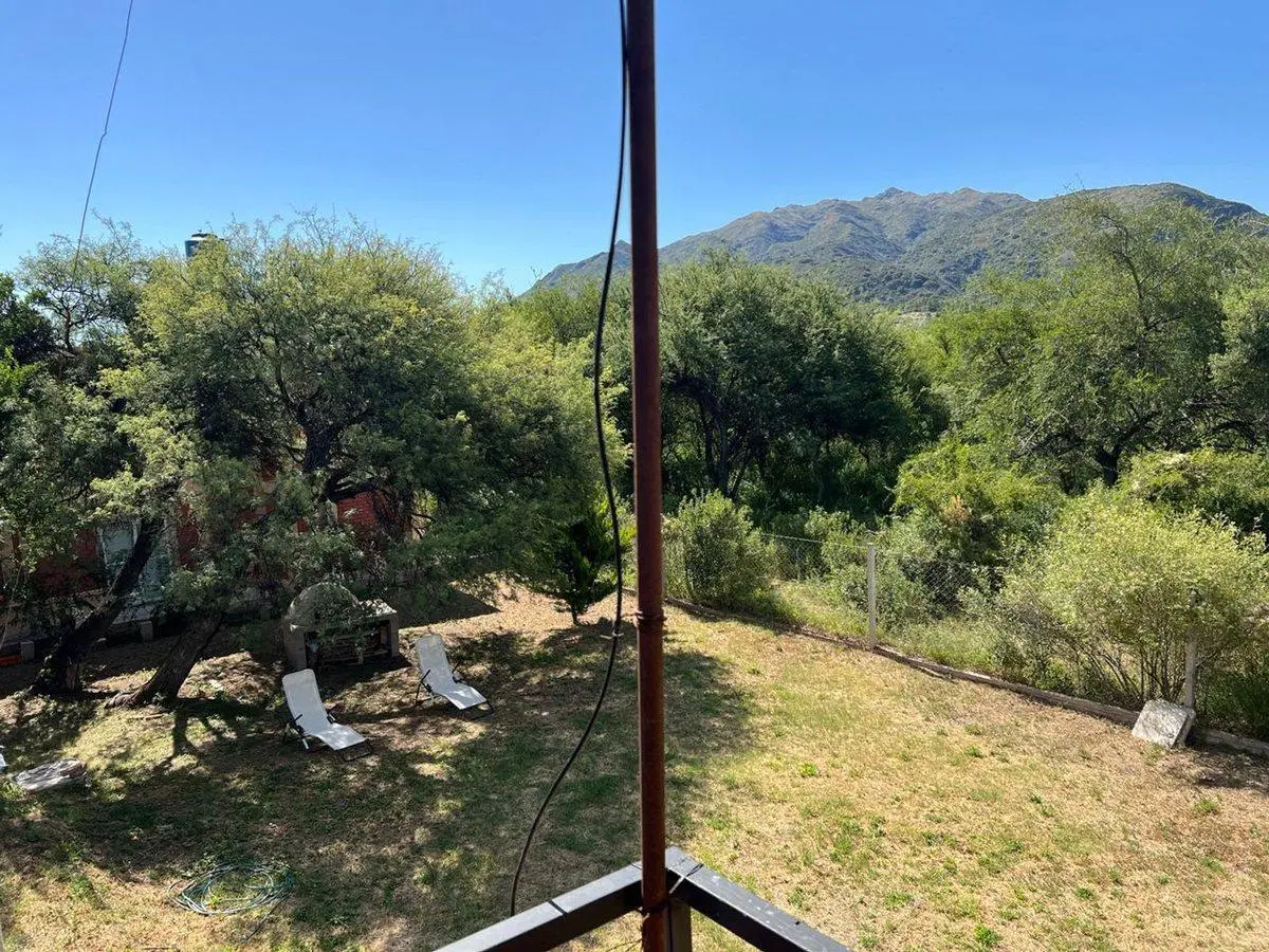 SE VENDE CASA EN LAS CHACRAS JUANA KOSLAY 3