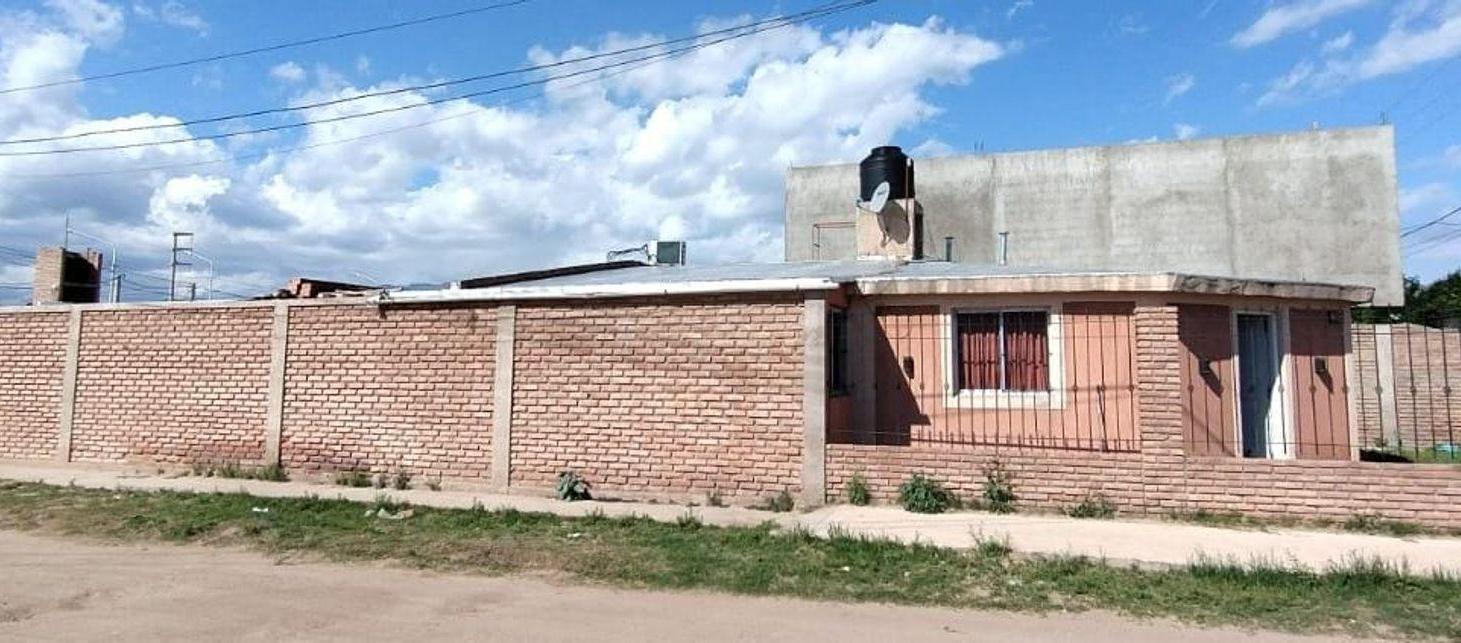 CASA EN VENTA SAN LUIS BARRIO SOLARES DEL NORTE