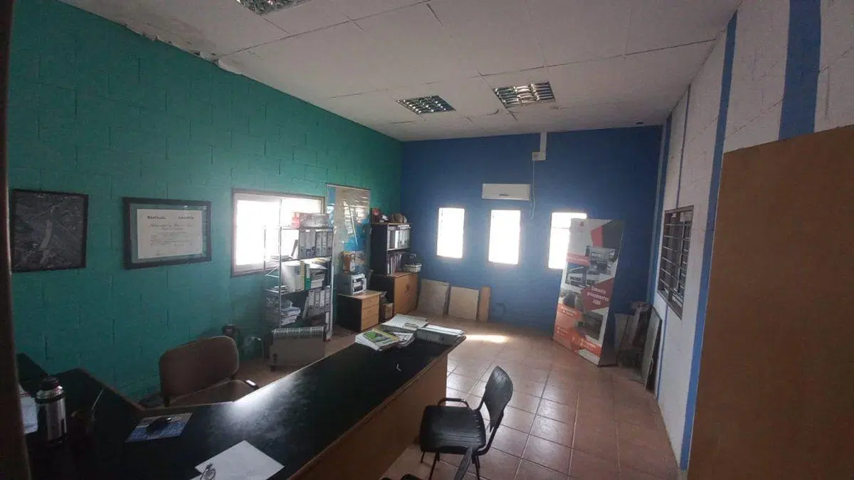 VENTA DE IMPORTANTE PREDIO COMERCIAL - LOGISTICO 4