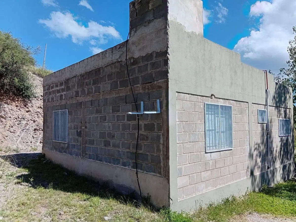 VENDO CASA 3 AMBIENTES - EL VOLCAN 3