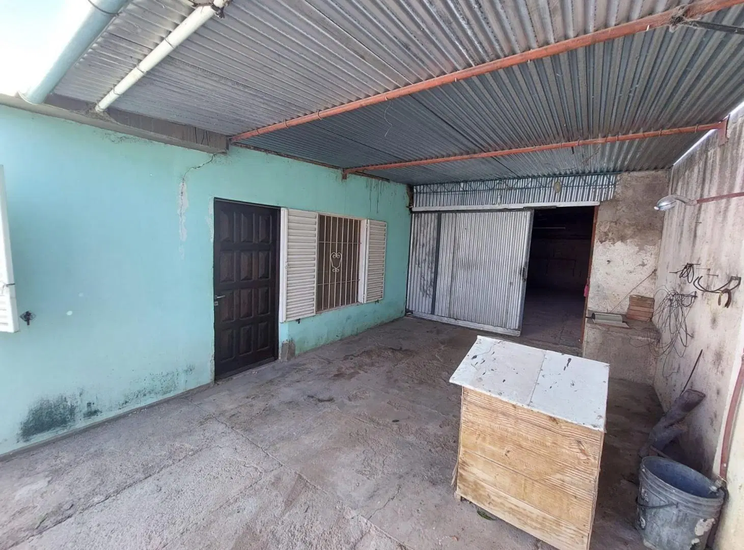 URGENTE VENTA CASA 2 DORM + QUINCHO - B° 114 VIV. 2