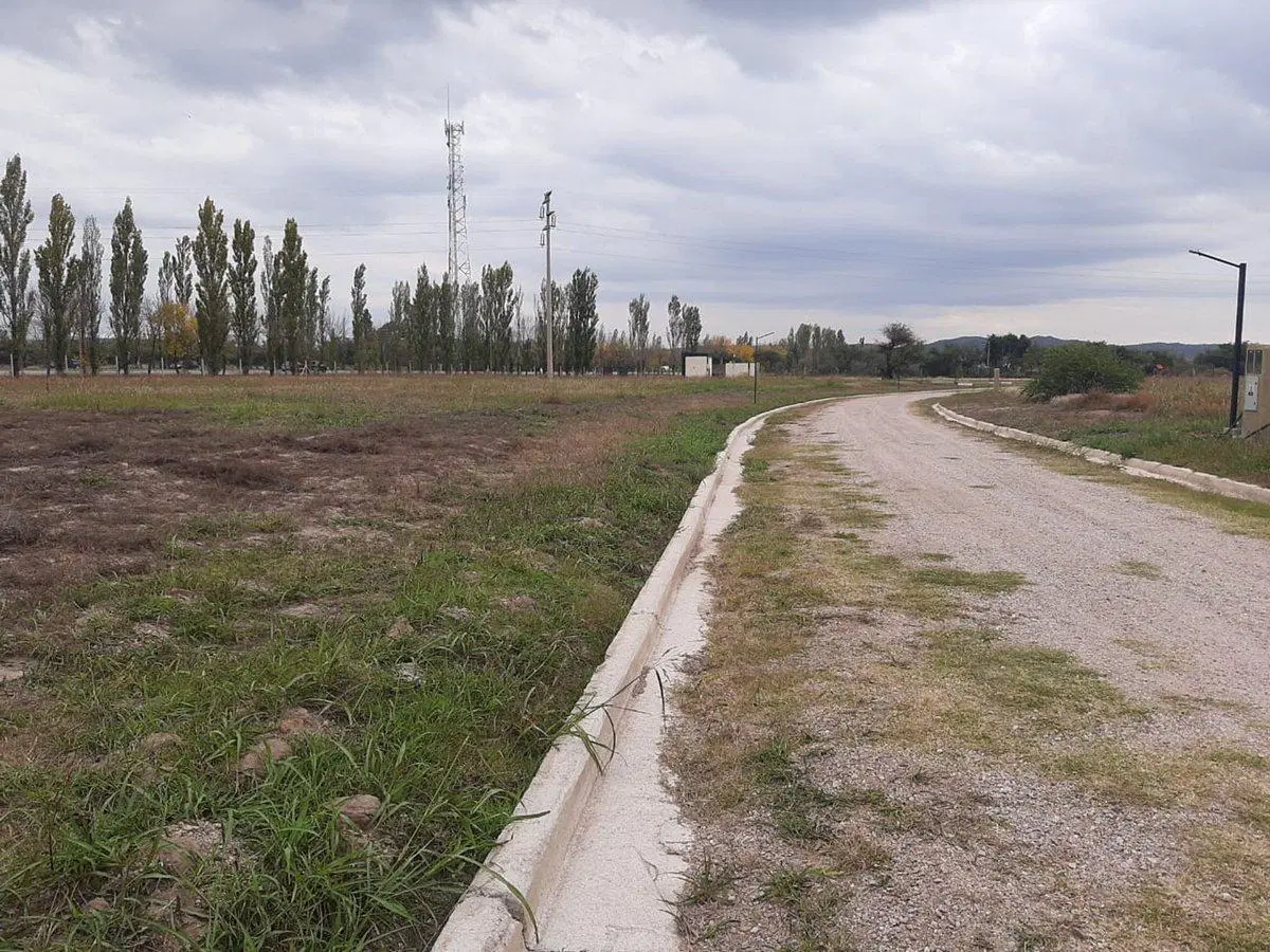 VENTA DE TERRENO  BARRIO PRIVADO TIERRAS DE JUANA 2