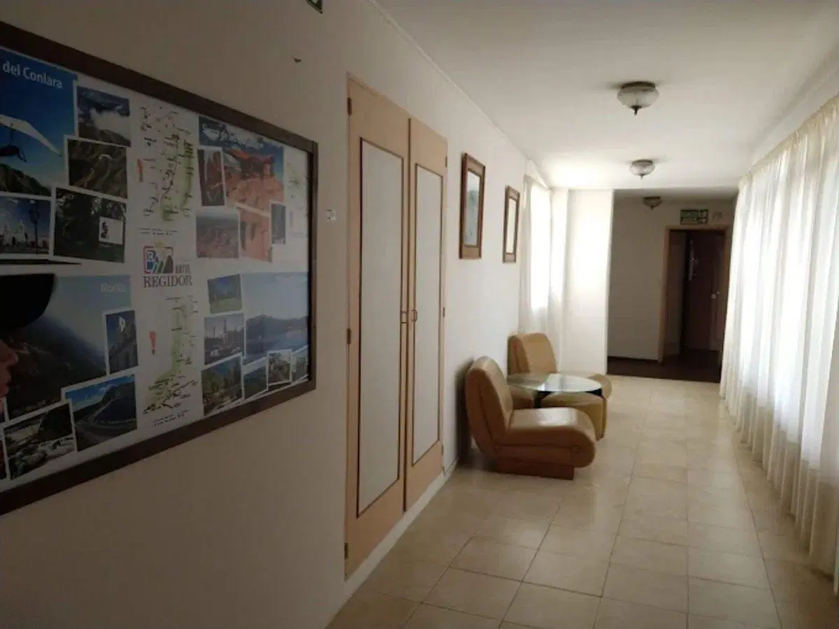 SE VENDE HOTEL CENTRICO MAS LOCALES, COCHERAS 2