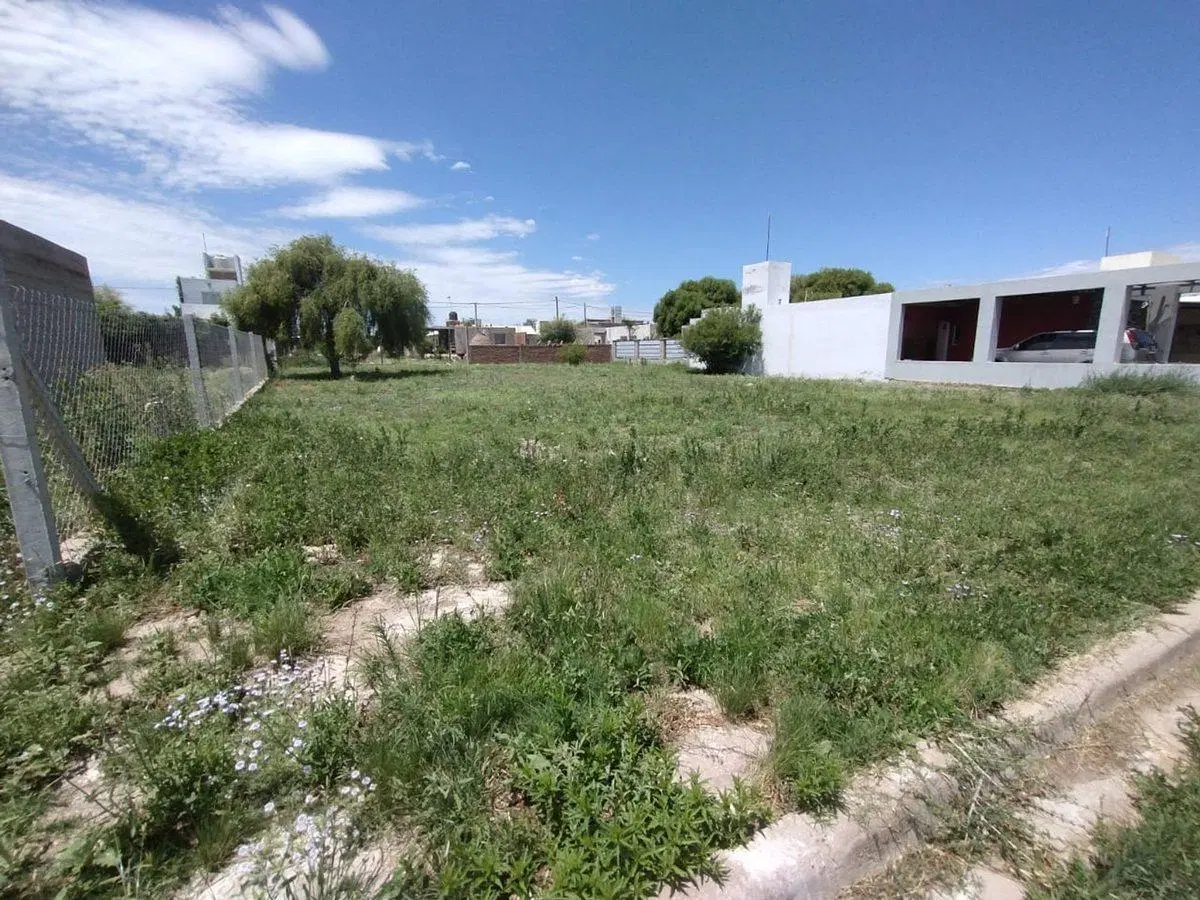 TERRENO EN VENTA SAN LUIS CAPITAL BARRIO LAS LAJAS 2