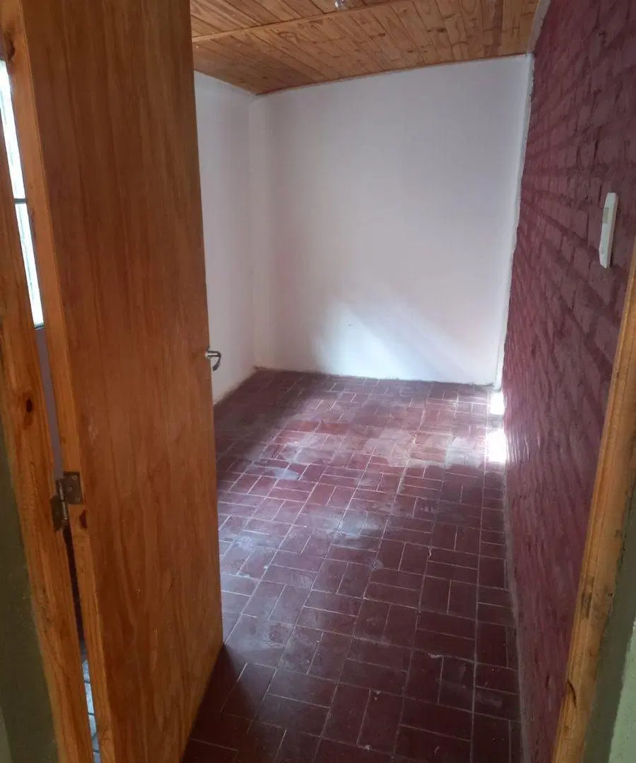 venta de casa mas departamentos en Juana Koslay 4