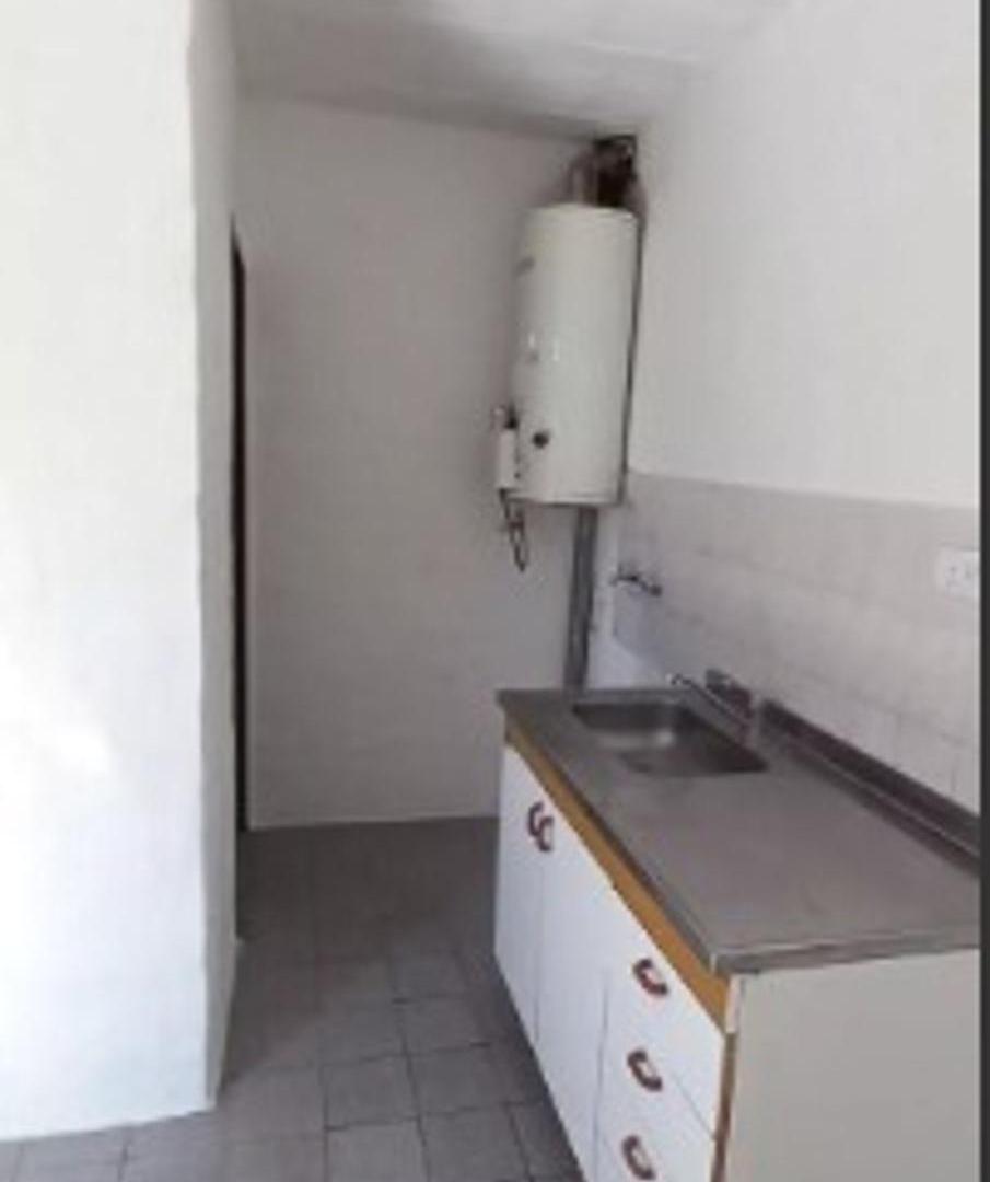 Foto de VENTA DEPARTAMENTO 2 AMBIENTES CENTRICO, imagen 4