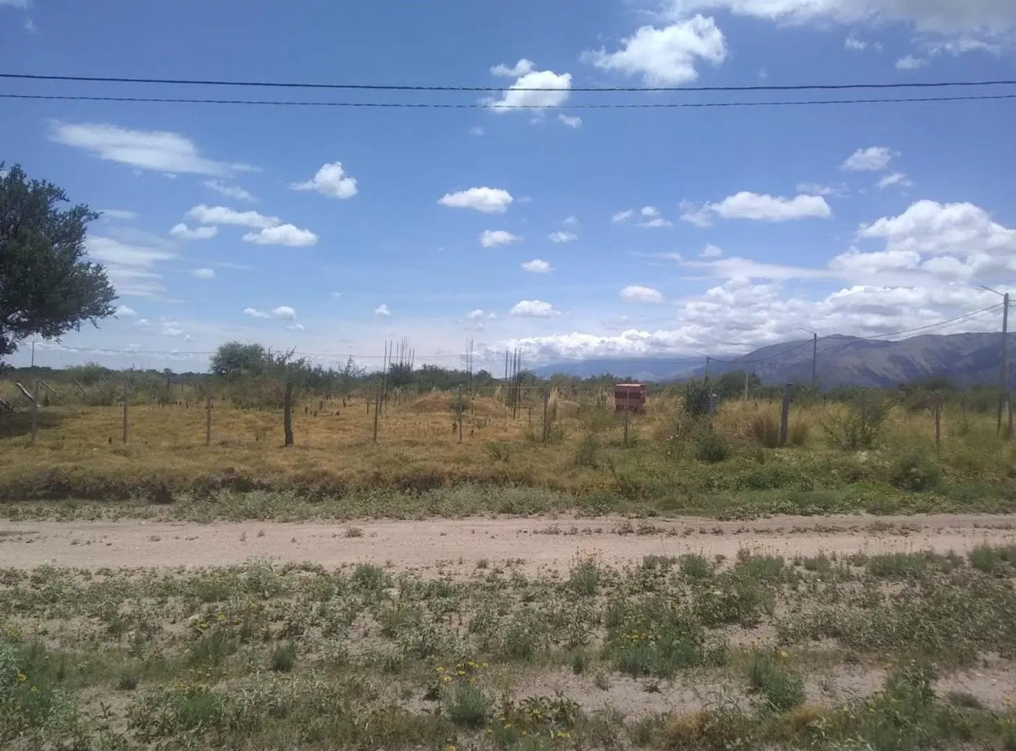Terreno esquina - 1492m2 en Ayres de Larca - SL 2