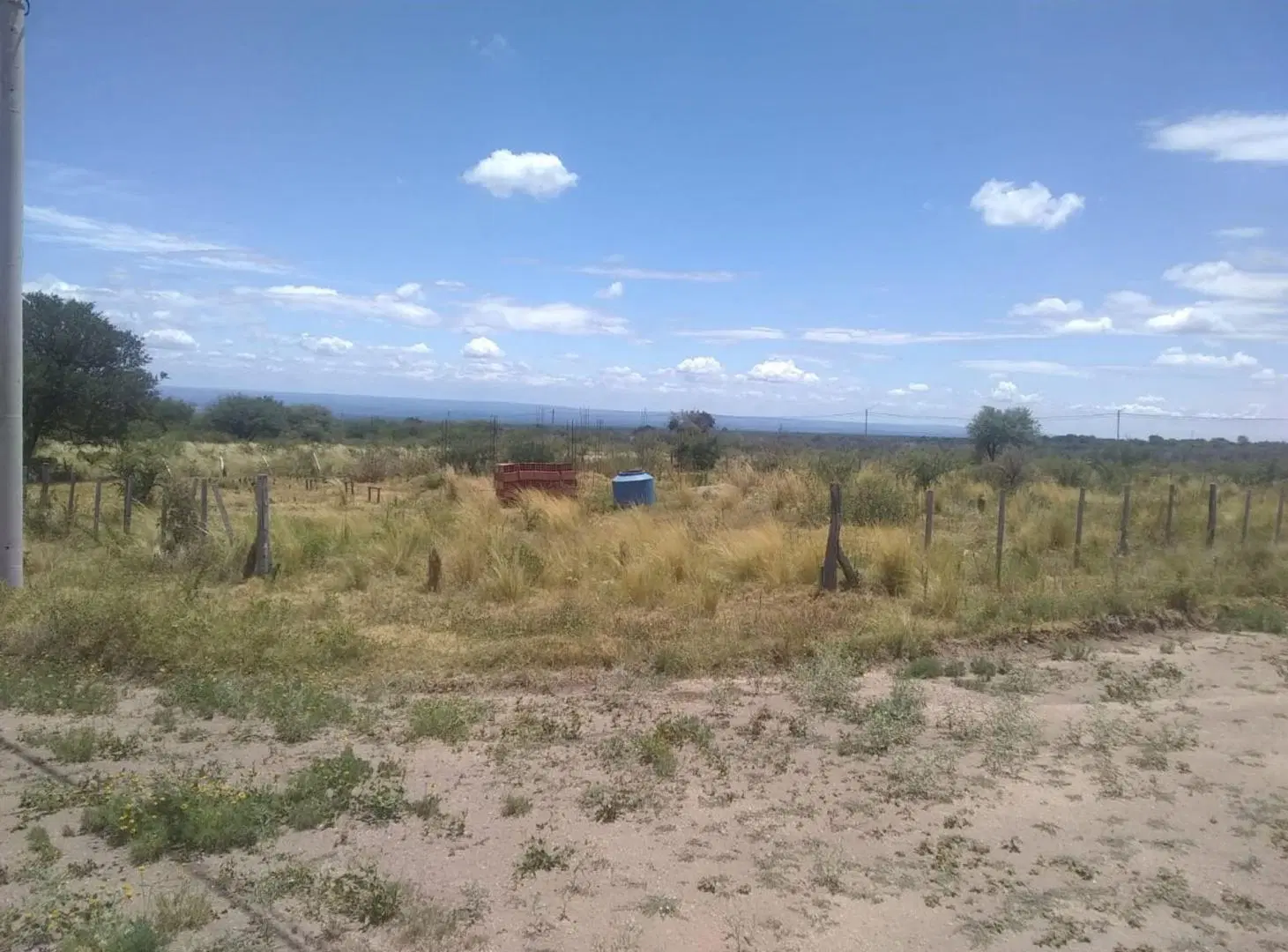 Terreno esquina - 1492m2 en Ayres de Larca - SL 5