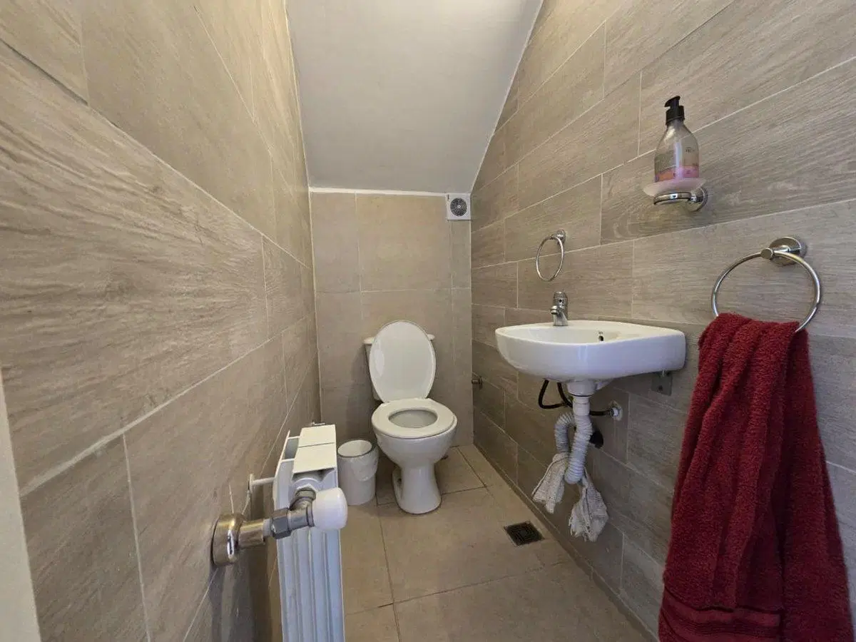VENTA CASA EN JUANA KOSLAY SAN LUIS 5