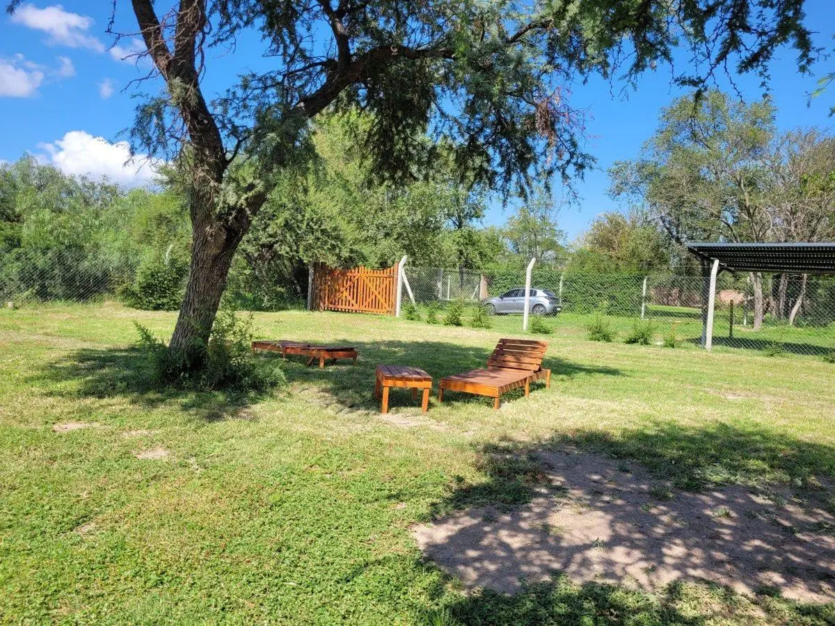 VENDE TERRENO 1200M2 CON MONOAMBIENTE Y PILETA 4