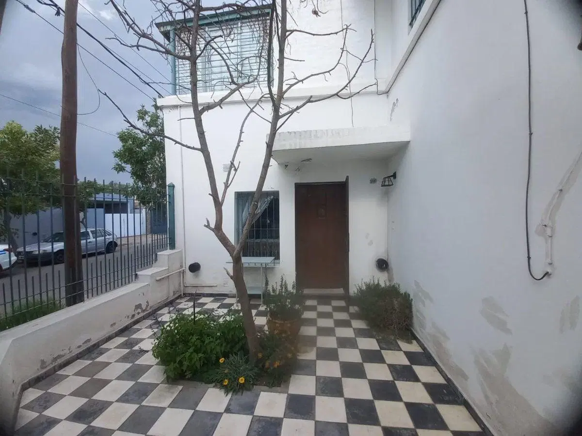VENDE CASA GOB ALRIC Y SARMIENTO - SAN LUIS - ARG. 5