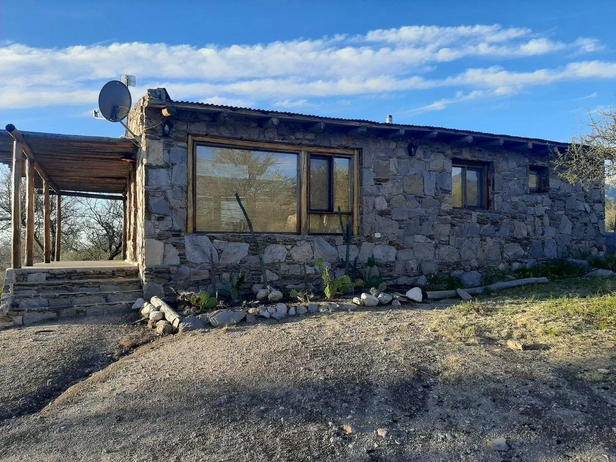 VENTA CABAÑA DE PIEDRA LOS MOLLES 4