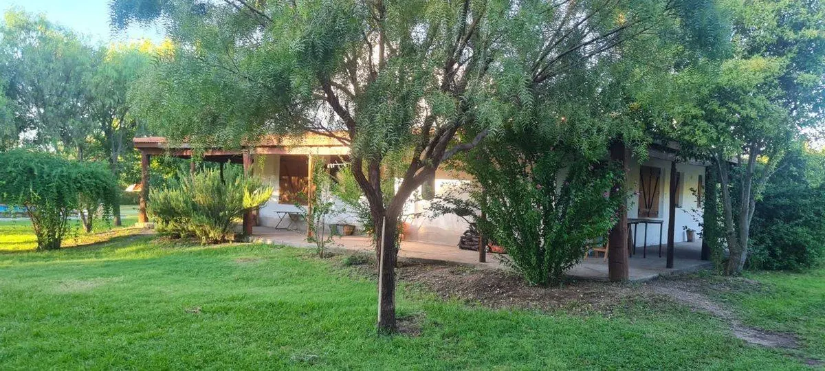 Casa Quinta con 6Ha sobre Ruta N° 6 en Villa Larca 2