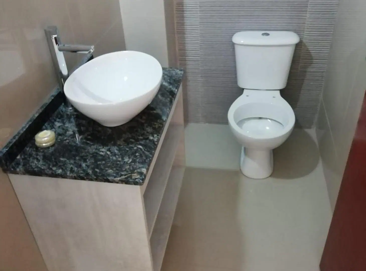 VENTA DE CASA DE NIVEL ZONA RESIDENCIAL EXCLUSIVA 5