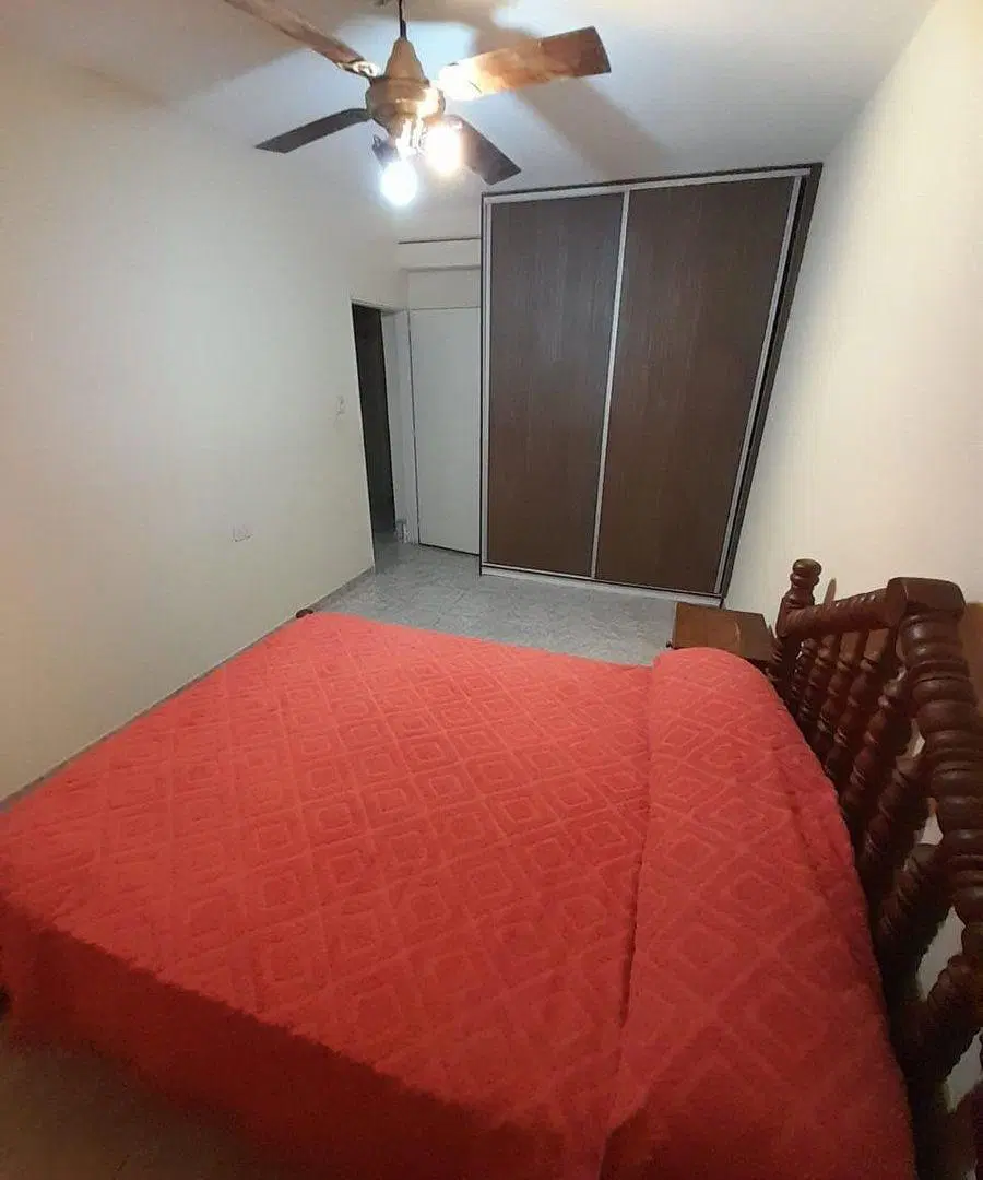 SE VENDE CASA ZONA 3 ROTONDA 8