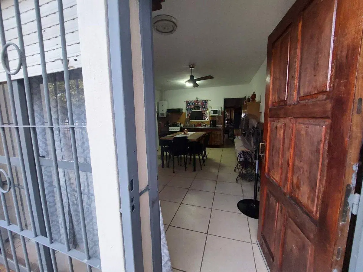 VENTA CASA 3 DORMITORIOS B° CANTISANI - SAN LUIS 2