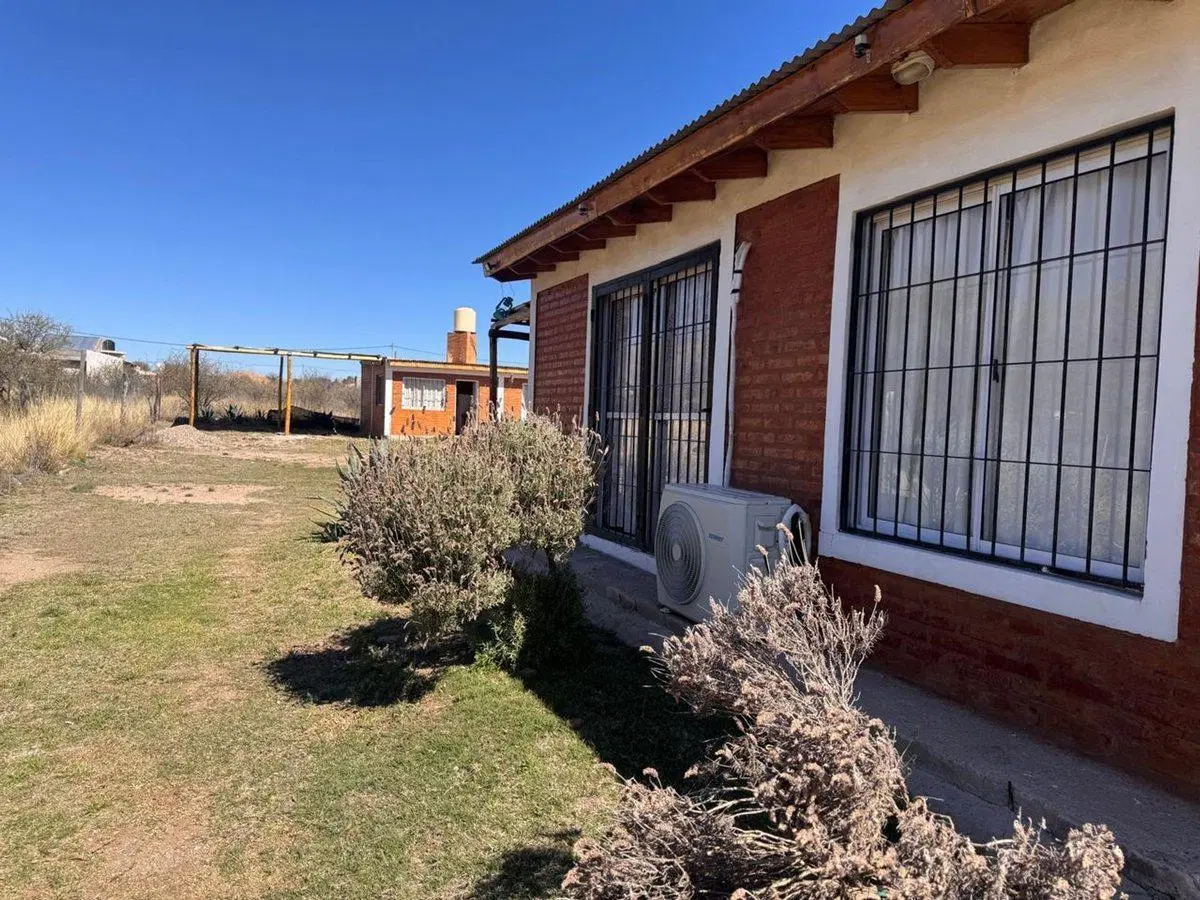 CASA CON CABAÑAS EN VENTA 2