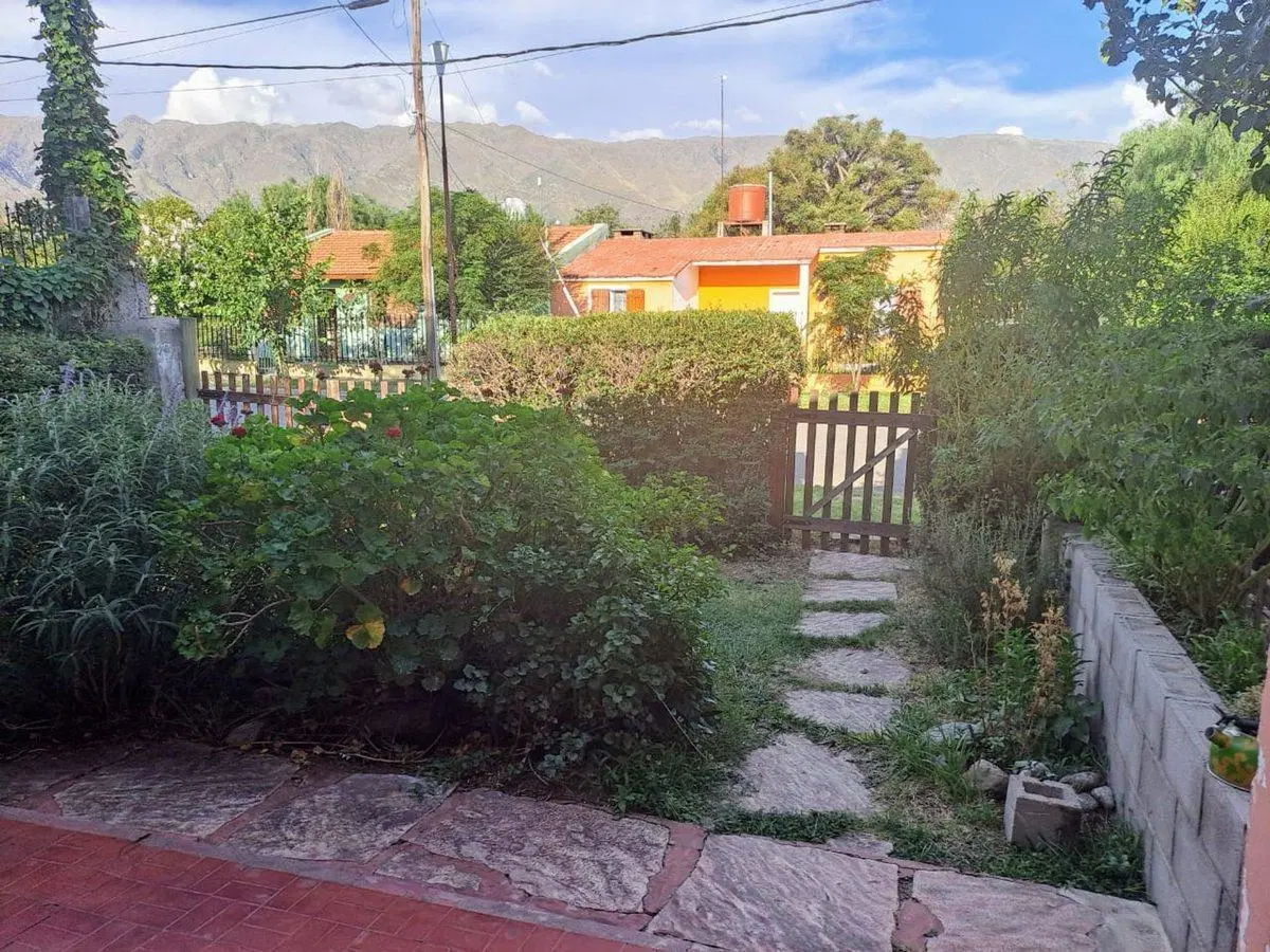 Ubicada en pleno centro de Villa de Merlo 5