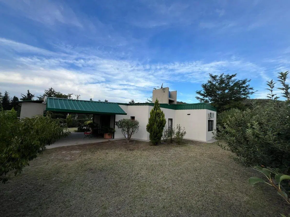 SE VENDE CASA EN BARRIO ALTO LOS PUQUIOS 4