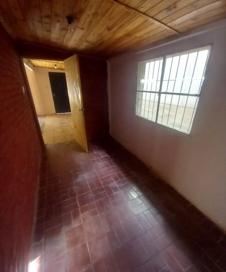 venta de casa mas departamentos en Juana Koslay 4