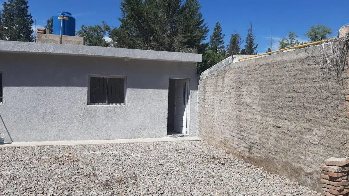 venta de casa mas departamentos en Juana Koslay 2