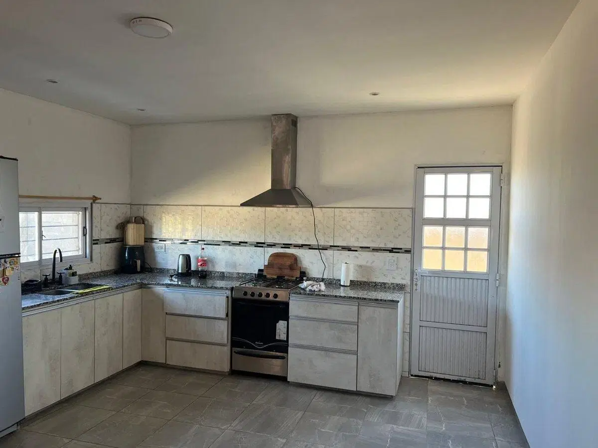 SE VENDE CASA EL FARO 3 8