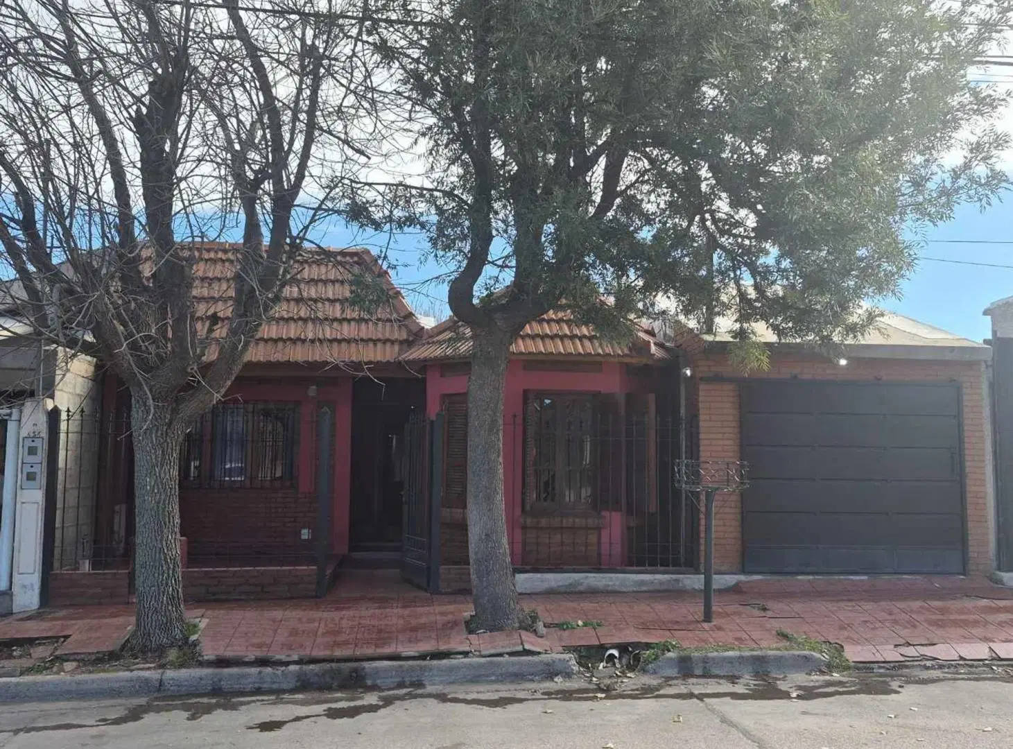 Casa en Barrio Puertas del Sol - Frente a escuela 2