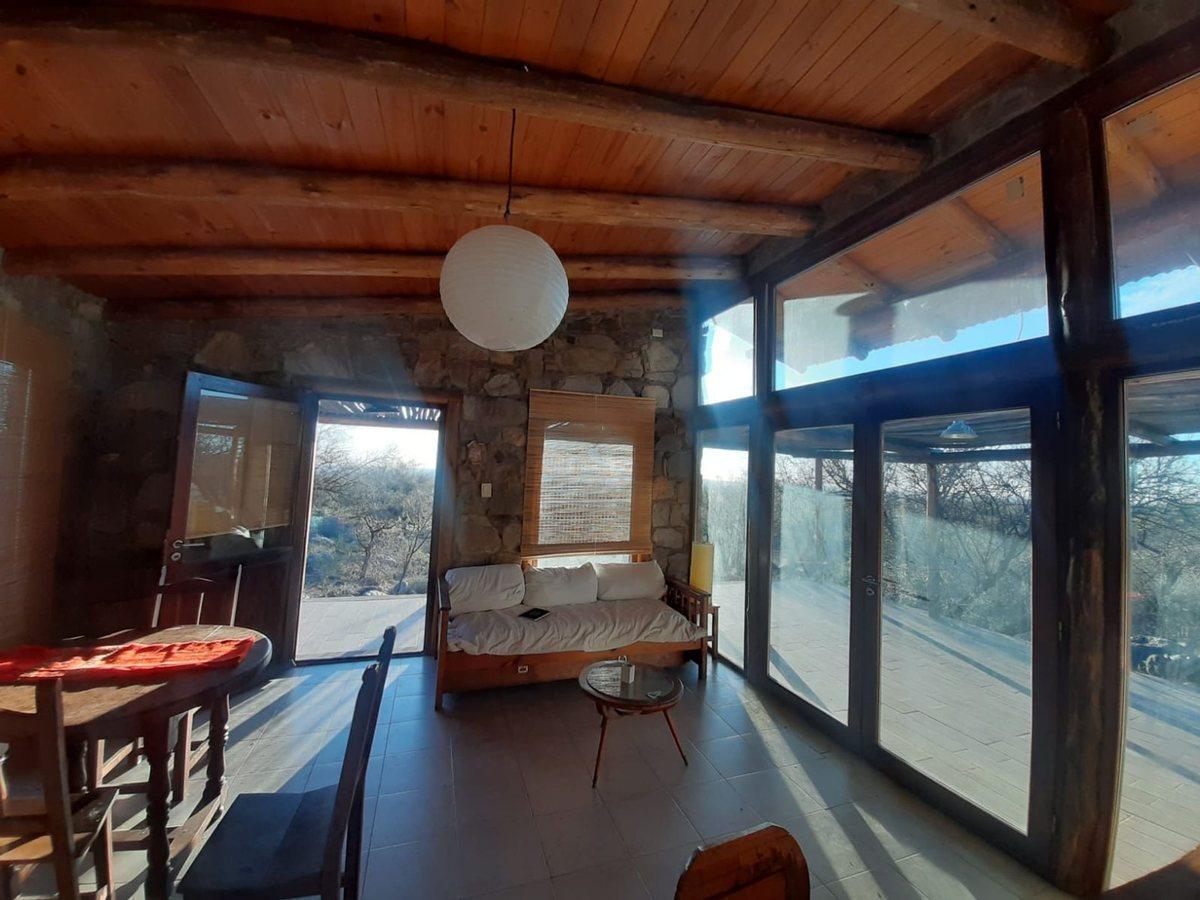 Foto de VENTA CABAÑA DE PIEDRA LOS MOLLES, imagen 1