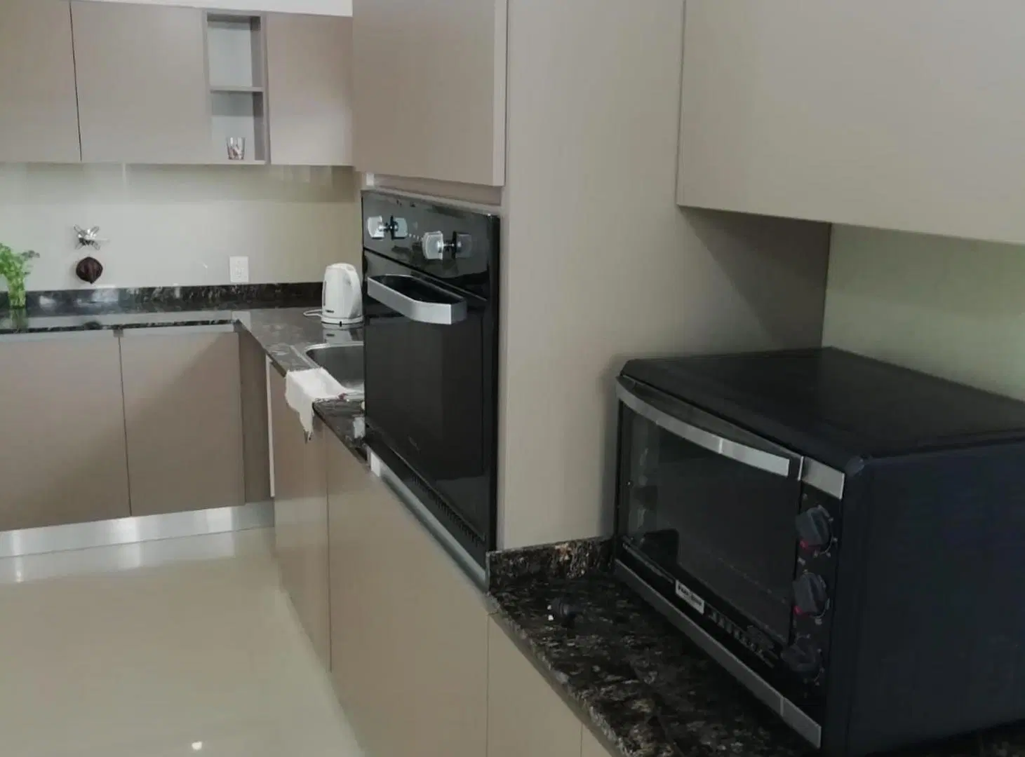 VENTA DE CASA DE NIVEL ZONA RESIDENCIAL EXCLUSIVA 5