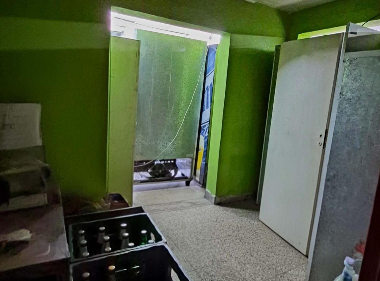 Foto de Amplia Vivienda con Gran Salón Comercial San Luis, imagen 2