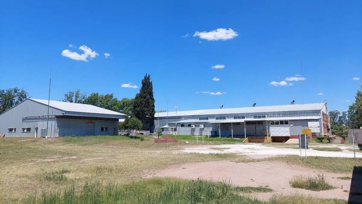 COMPLEJO INDUSTRIAL CON NAVES EN PARQUE INDUSTRIAL 4