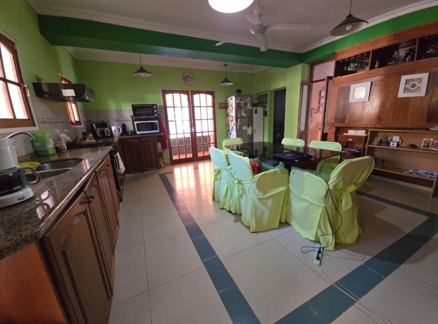 Foto de CASA EN VENTA BARRIO CERROS COLORADOS JUANA KOSLAY, imagen 2