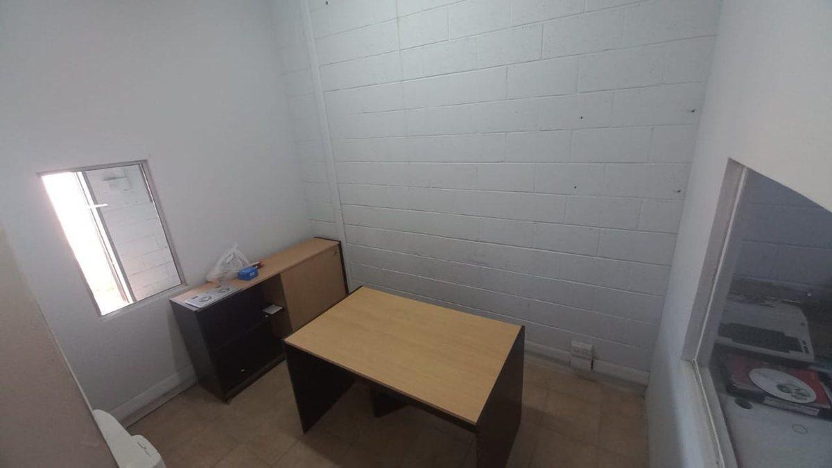 Foto de VENTA DE IMPORTANTE PREDIO COMERCIAL - LOGISTICO, imagen 2