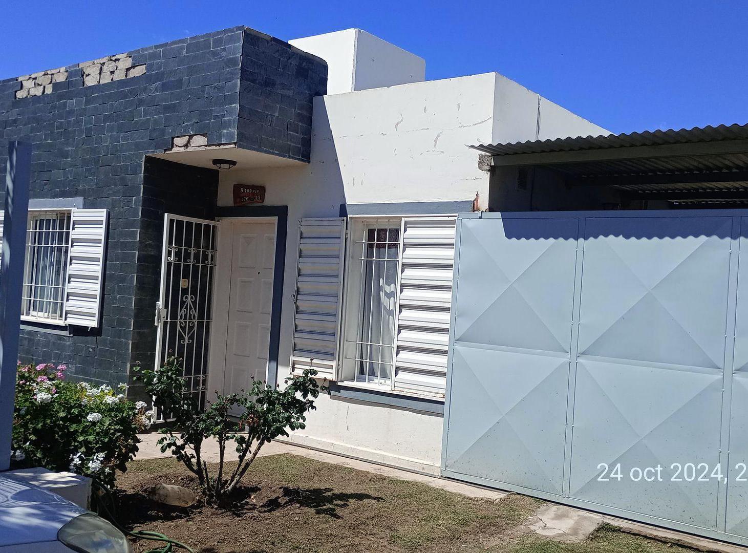Foto de Venta de casa en la ciudad de la Punta, imagen 1