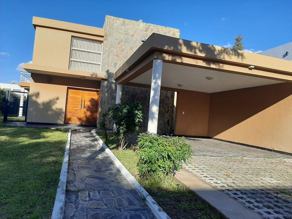 Foto de VENTA CASA BARRIO PRIVADO LA JOAQUINA, imagen 1