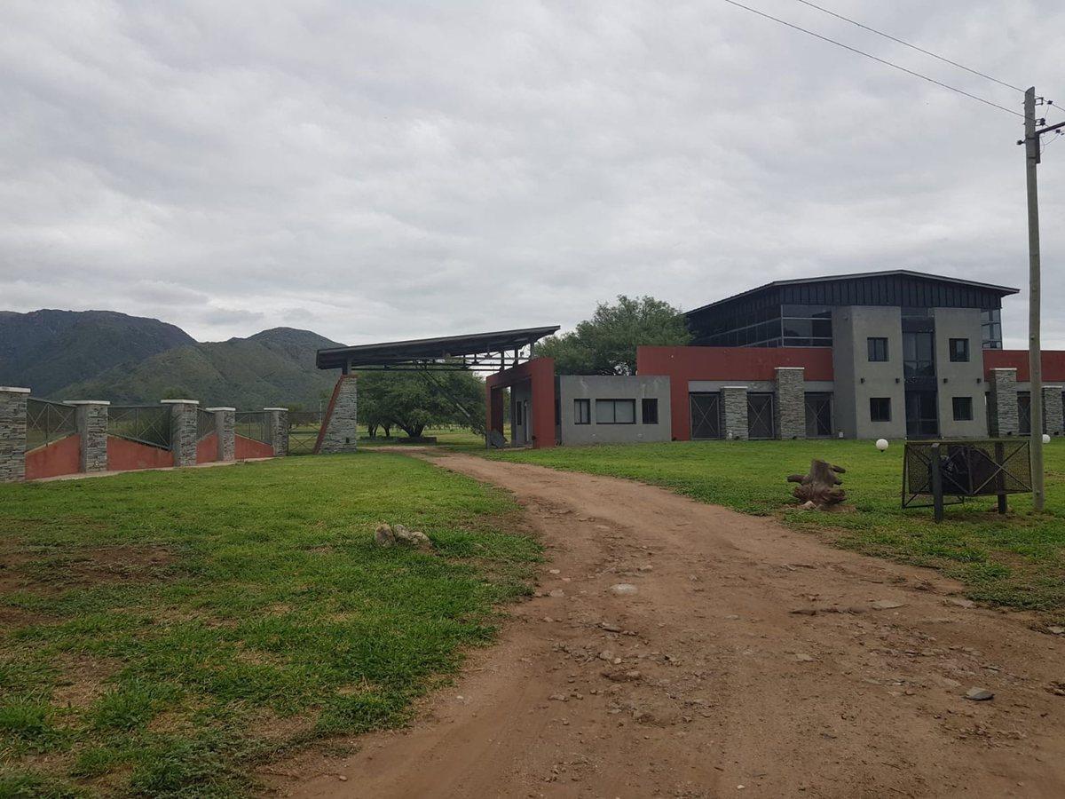 Foto de Lote Premium de 1.024 m² en Fincas del Dique, imagen 4