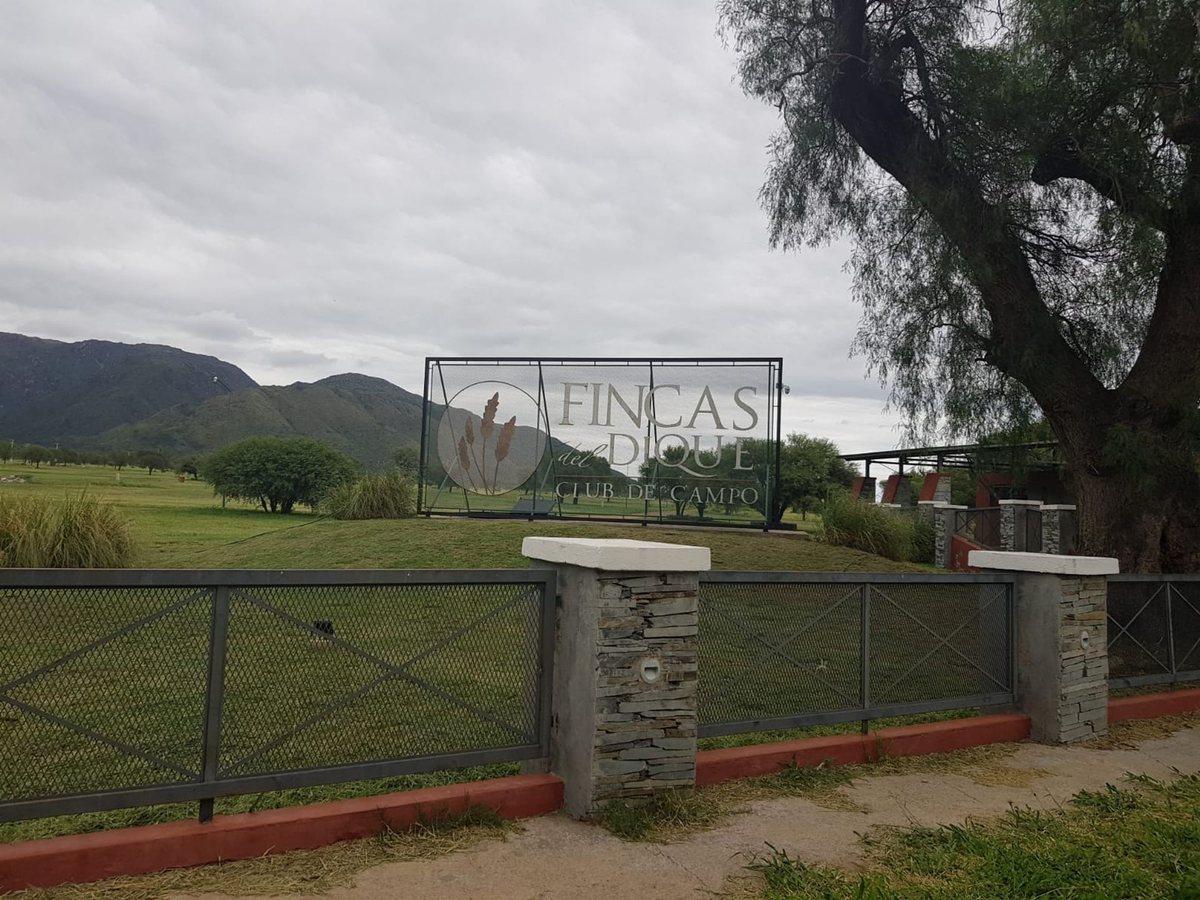 Foto de Lote Premium de 1.024 m² en Fincas del Dique, imagen 1