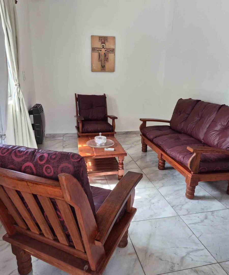 Foto de Amplia casa 3 dormitorios, Zona Sur - SL Capital, imagen 1