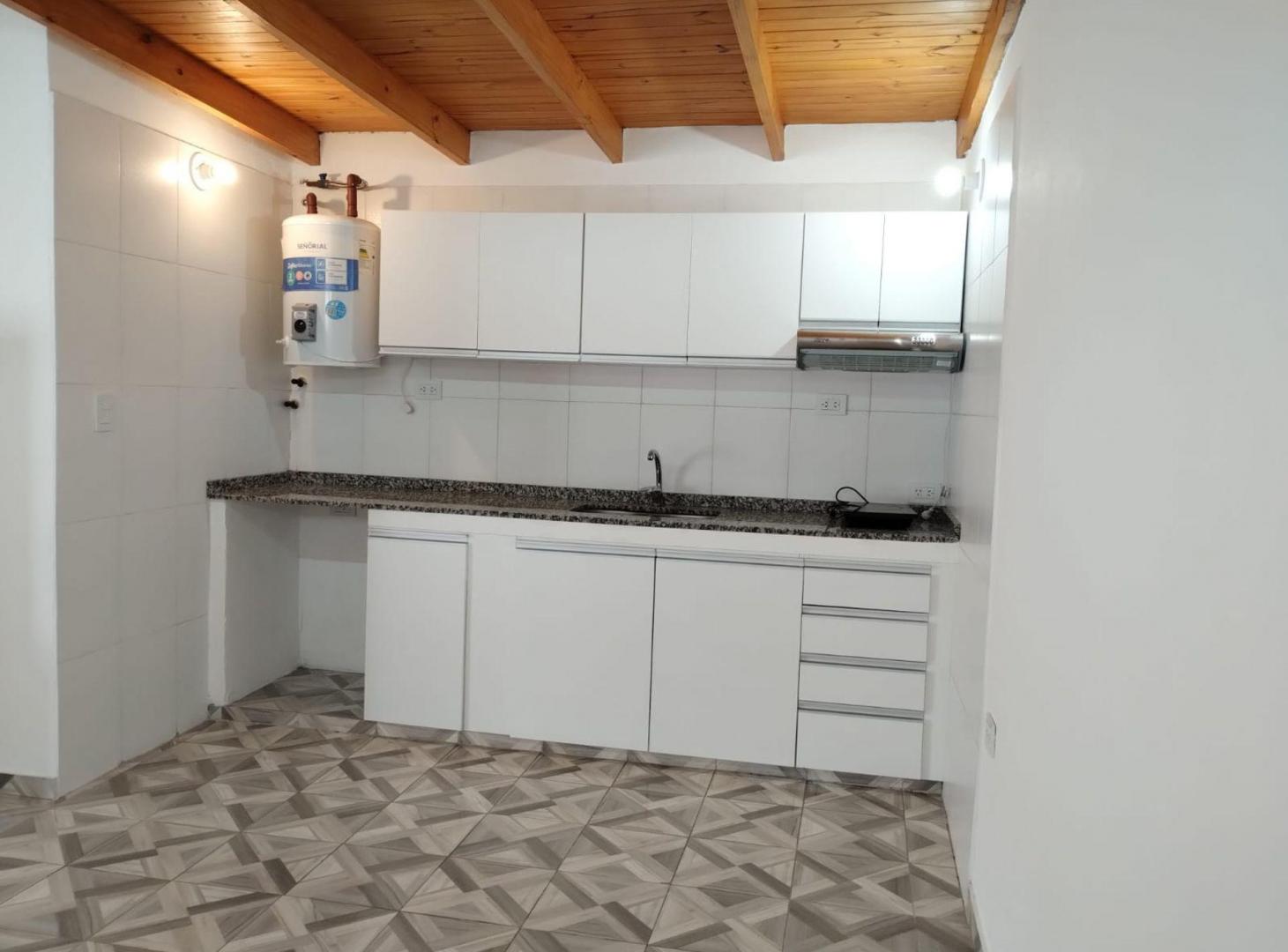 Foto de ALQUILER DE MONOAMBIENTE EN SAN LUIS CAPITAL, imagen 1