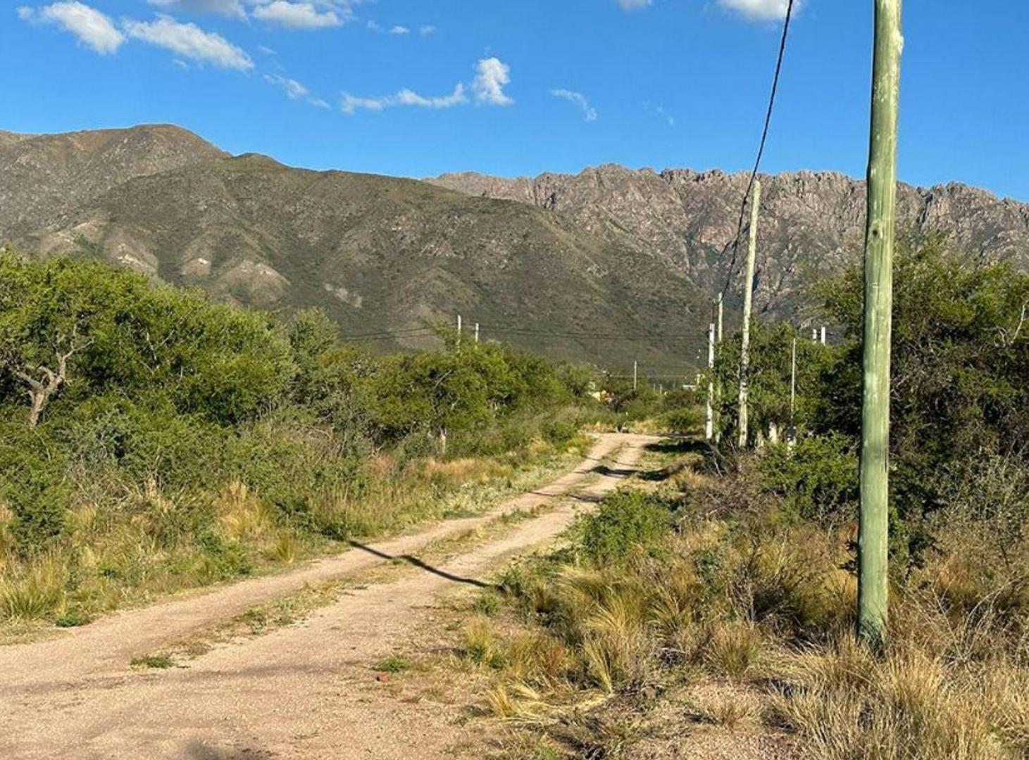 Foto de Terreno en Cortaderas a 6 cuadras de la Plaza, imagen 3