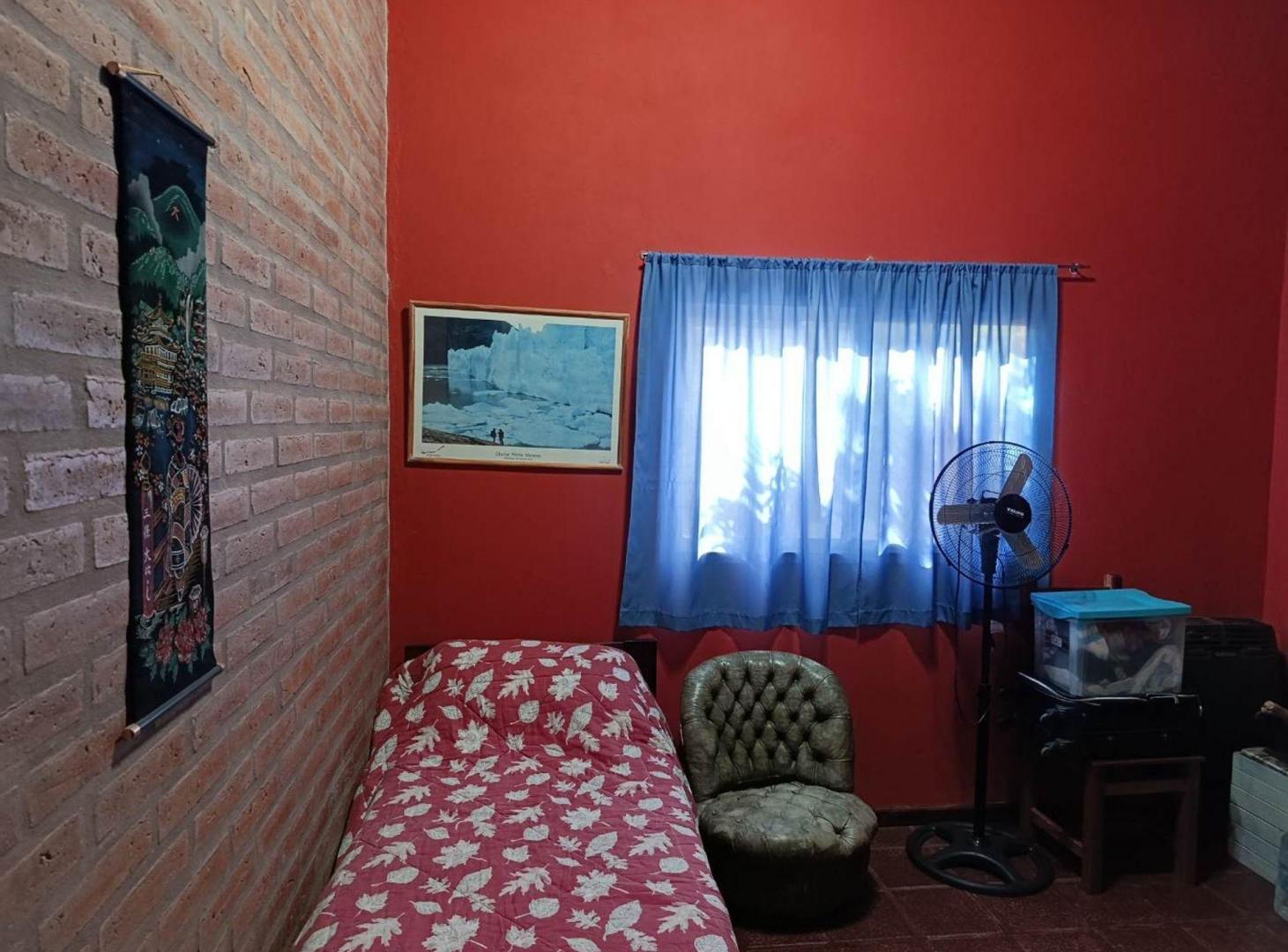 Foto de Dos casas+ dos locales + lavadero/garaje cubierto, imagen 2