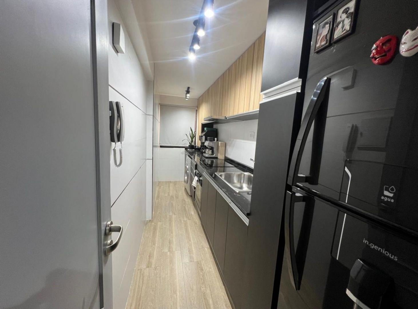 Foto de VENTA DE DEPARTAMENTO TOTALMENTE AMOBLADO MODERNO, imagen 1