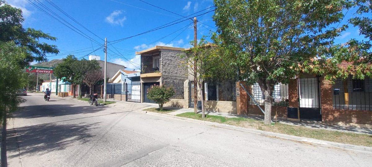 Foto de VENDE CASA 2 PLANTAS - SAN LUIS, imagen 4