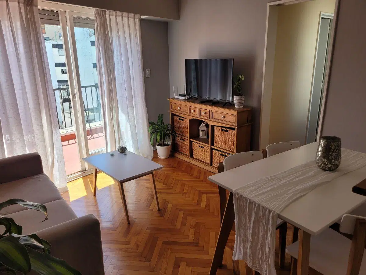 Departamento 2 ambientes con balcón terraza en Recoleta 5