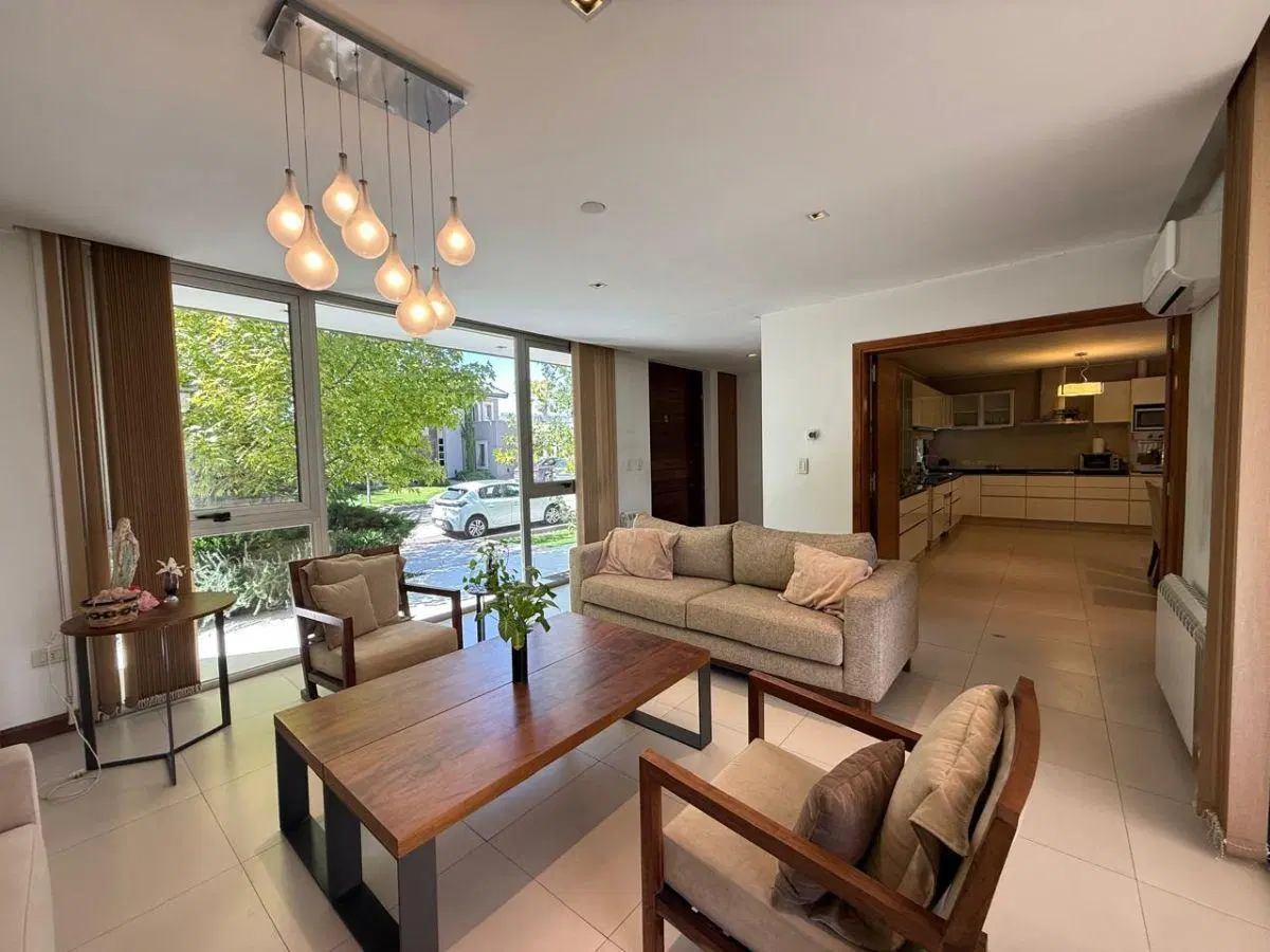 Casa en Alquiler Barrio Privado Las Marías 4