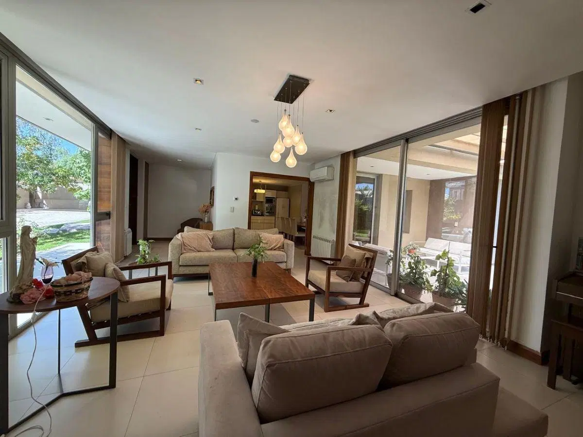 Casa en Alquiler Barrio Privado Las Marías 2